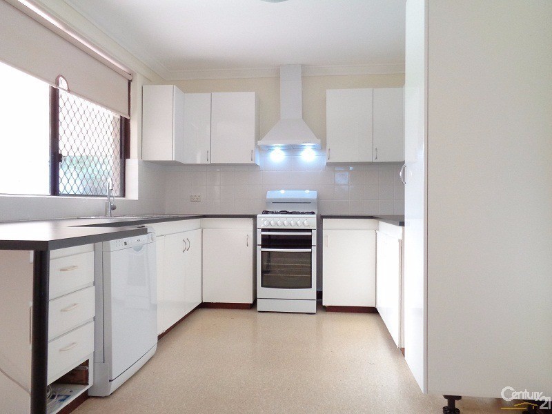 13 Millgrove Avenue, Cooloongup WA 6168