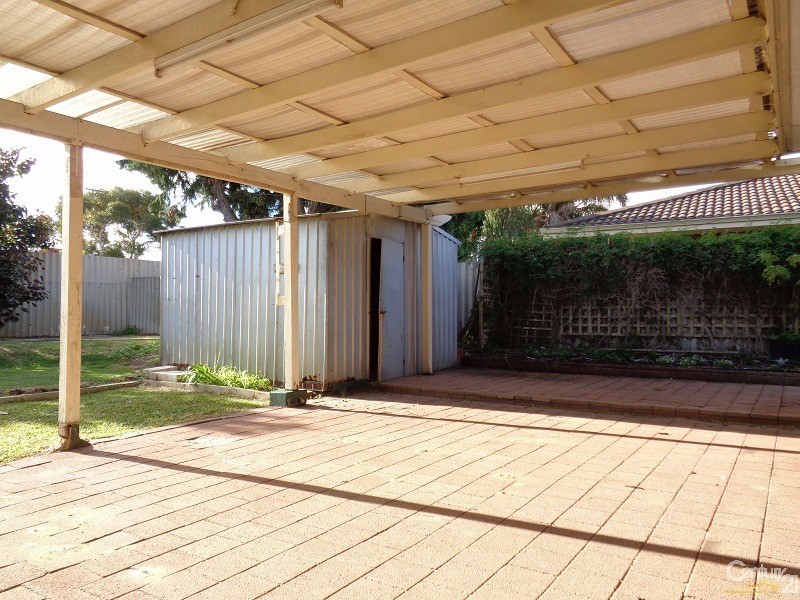 13 Millgrove Avenue, Cooloongup WA 6168