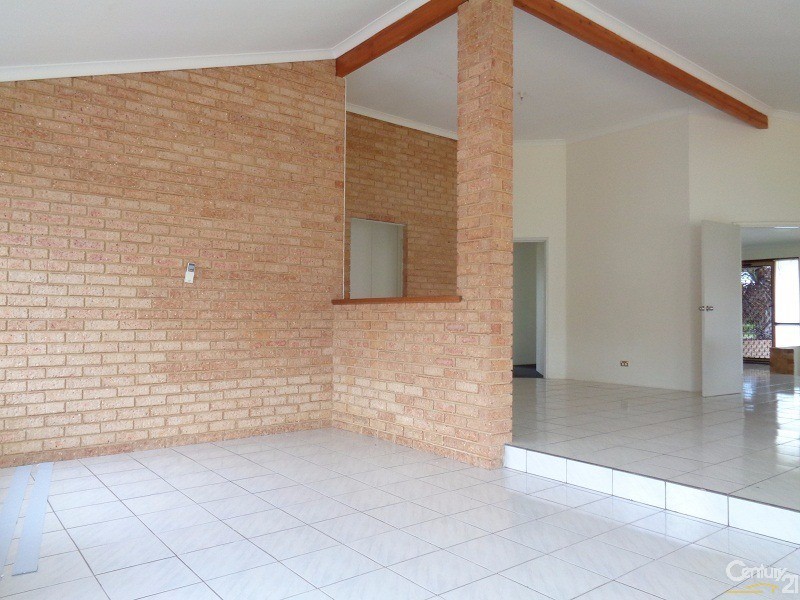 24 Welch Way, Warnbro WA 6169