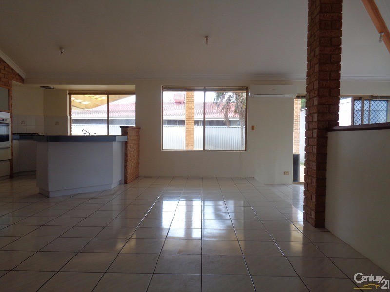 24 Welch Way, Warnbro WA 6169