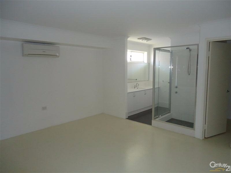 2 Valheru Avenue, Rockingham WA 6168