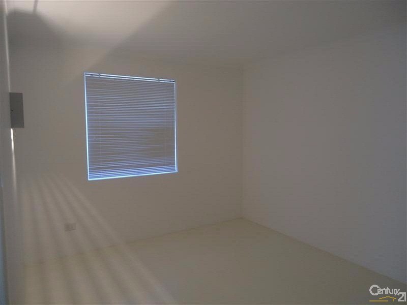 2 Valheru Avenue, Rockingham WA 6168