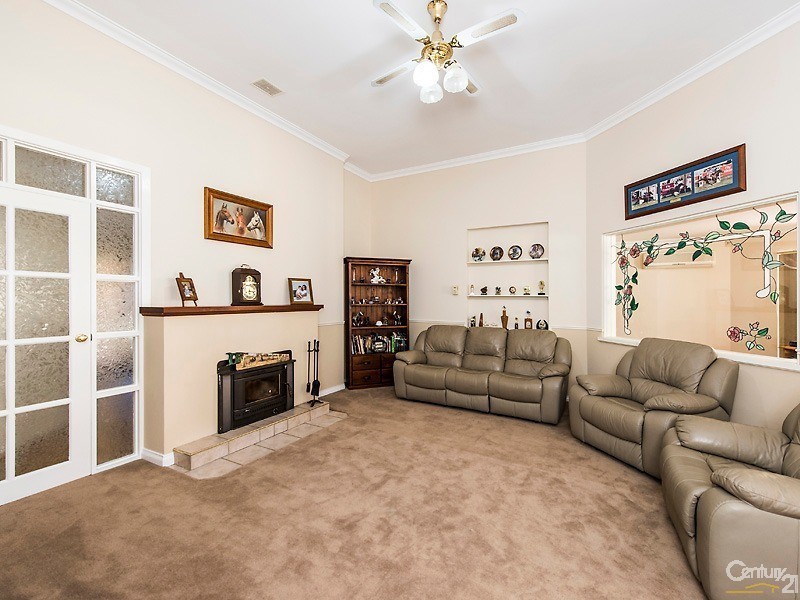 22 Mirror Cove, Waikiki WA 6169