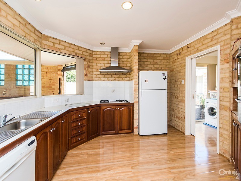 22 Mirror Cove, Waikiki WA 6169