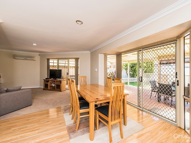 22 Mirror Cove, Waikiki WA 6169