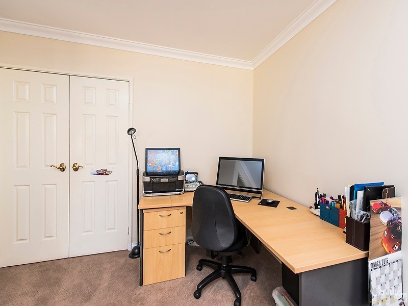 22 Mirror Cove, Waikiki WA 6169