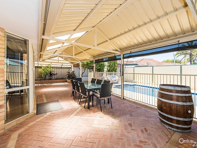 22 Mirror Cove, Waikiki WA 6169