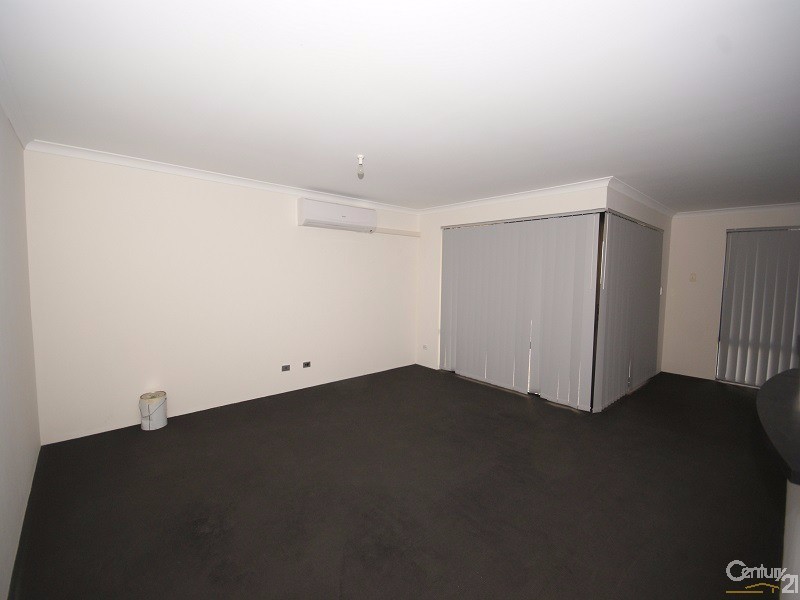 4 Highbridge Way, Leda WA 6170