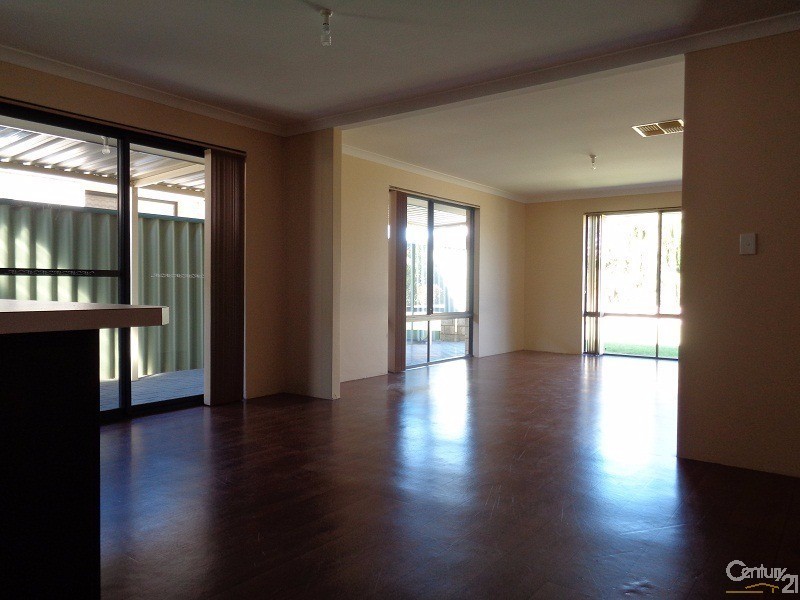19 Brussels Circuit, Port Kennedy WA 6172