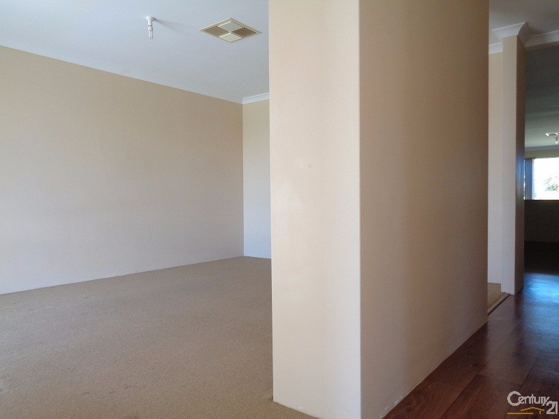 19 Brussels Circuit, Port Kennedy WA 6172