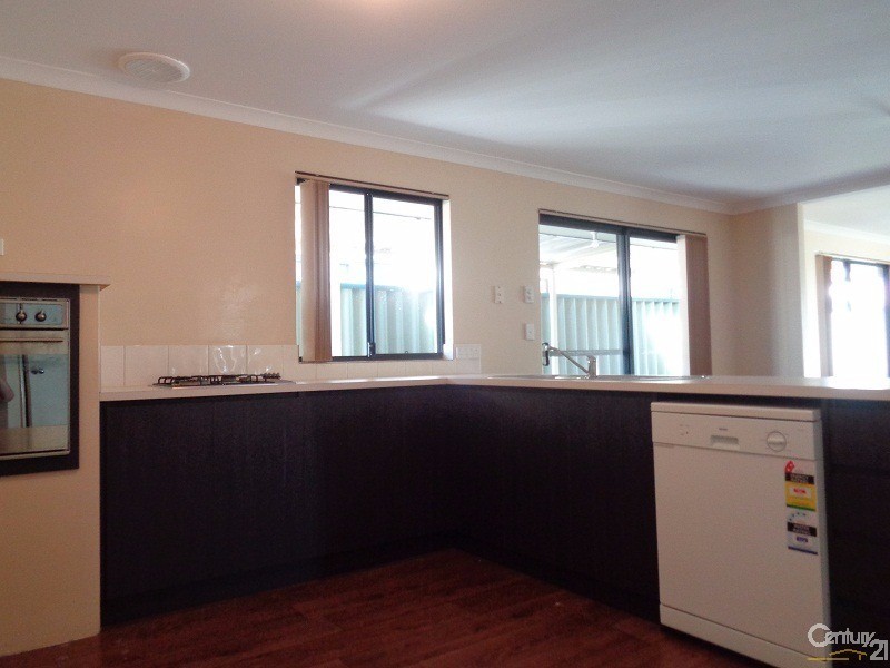 19 Brussels Circuit, Port Kennedy WA 6172