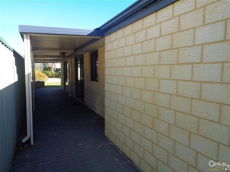 19 Brussels Circuit, Port Kennedy WA 6172