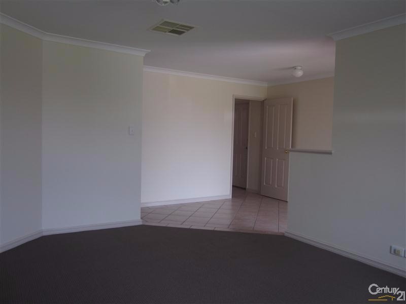 41 Alora Drive, Port Kennedy WA 6172