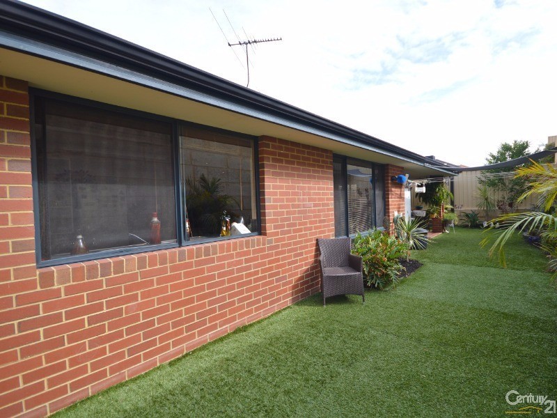 43 Stokesay Street, Orelia WA 6167