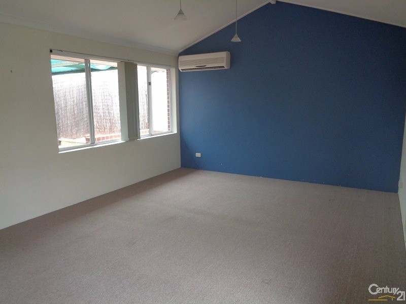 4/112 Parkin Street, Rockingham WA 6168