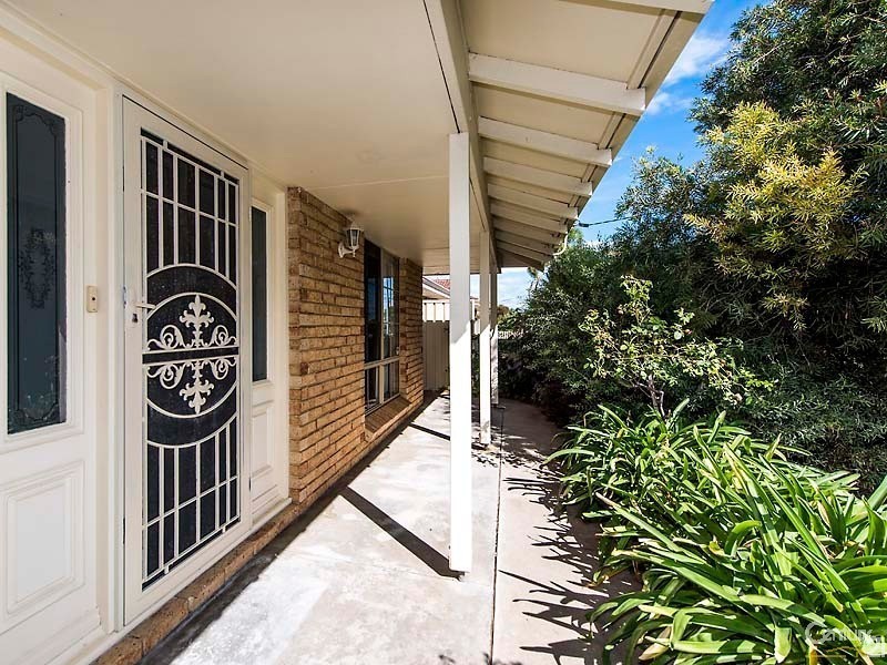 11 Torcross Street, Warnbro WA 6169