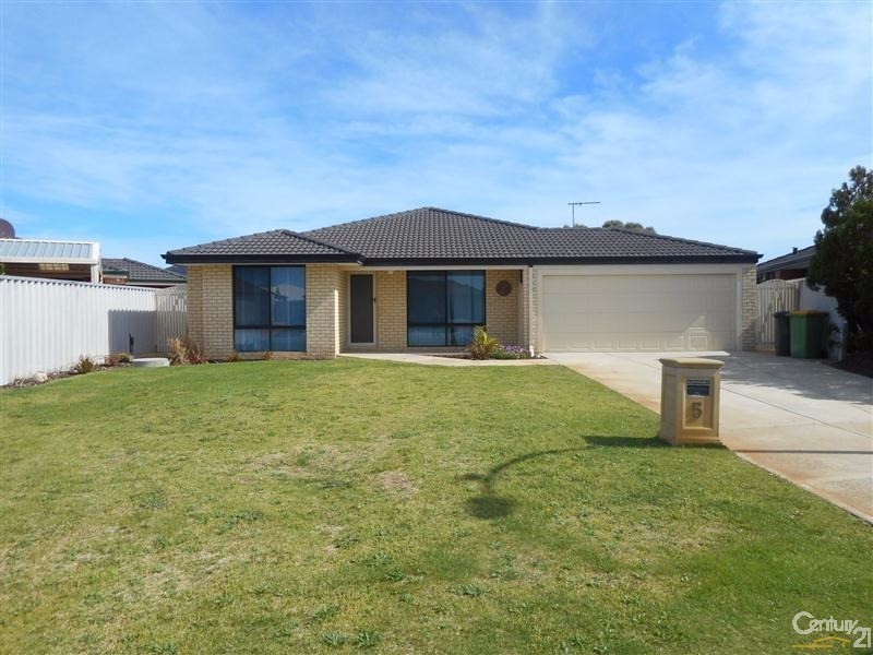 5 Uist Court, Port Kennedy WA 6172
