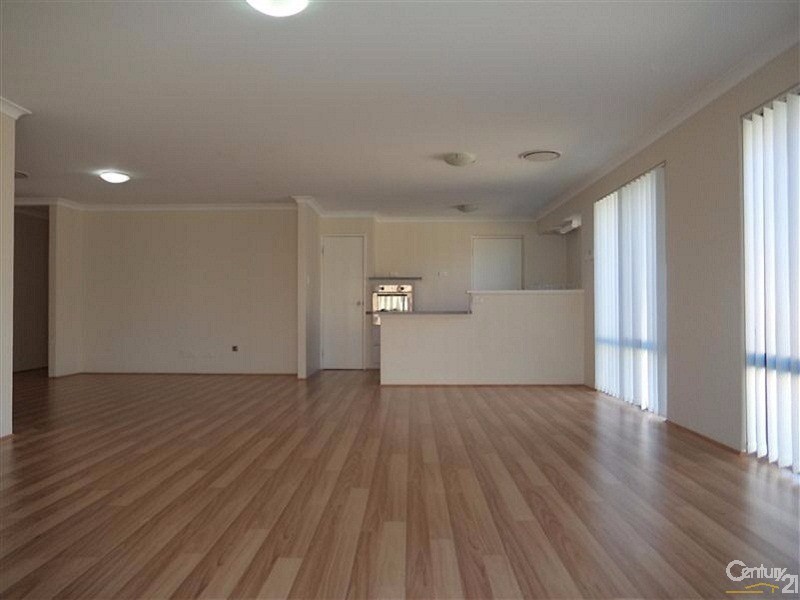 70 Pamplona Boulevard, Port Kennedy WA 6172