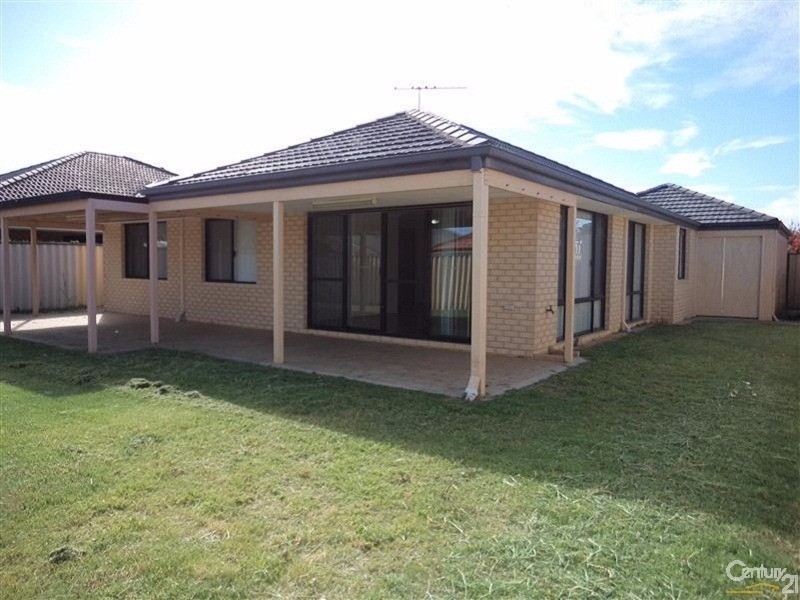 70 Pamplona Boulevard, Port Kennedy WA 6172