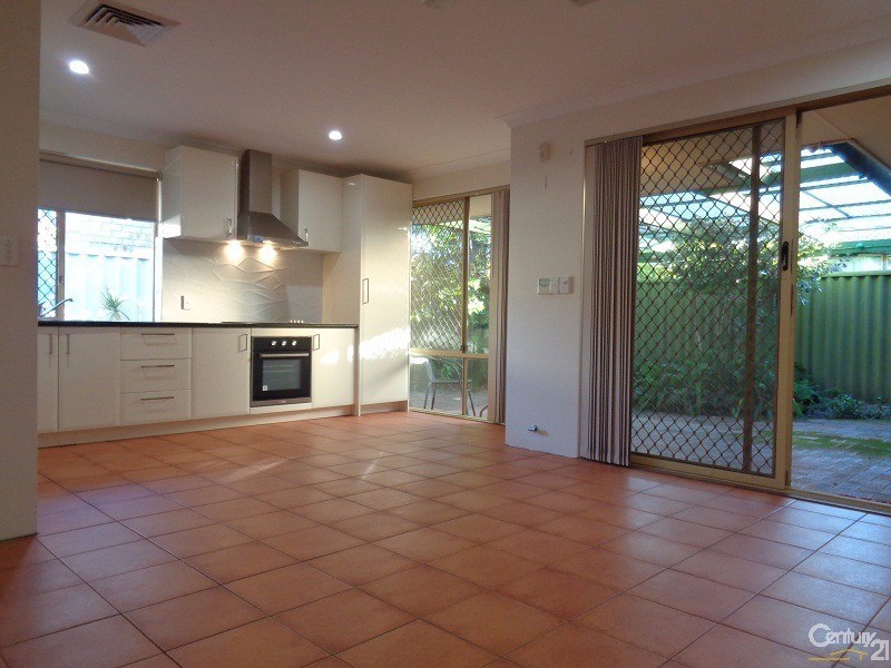 5/2 Acapulco Road, Safety Bay WA 6169