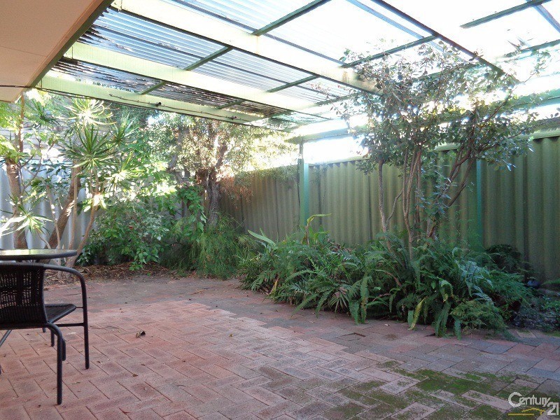 5/2 Acapulco Road, Safety Bay WA 6169