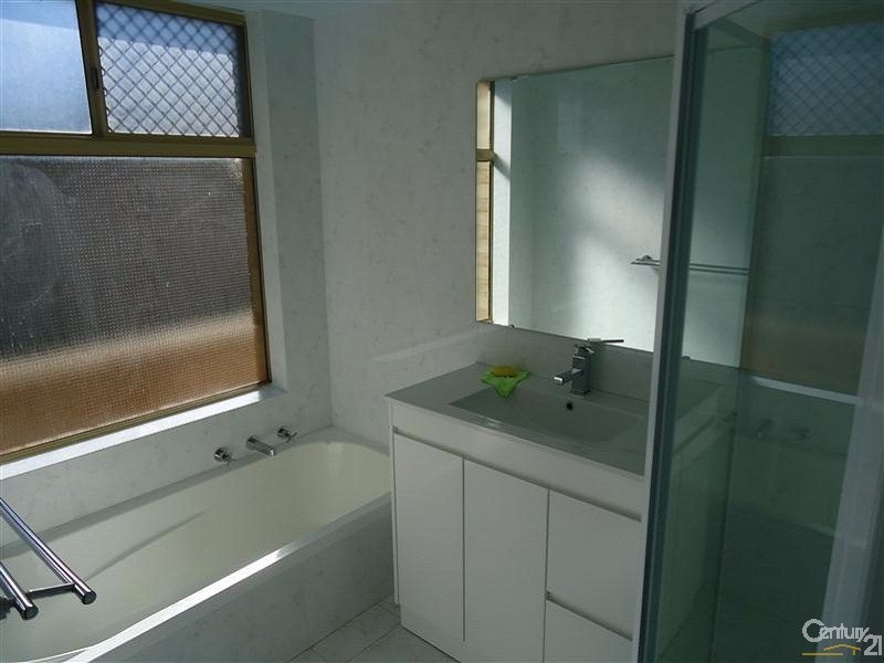 7  Mildura Place, Rockingham WA 6168