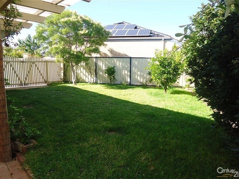 7  Mildura Place, Rockingham WA 6168