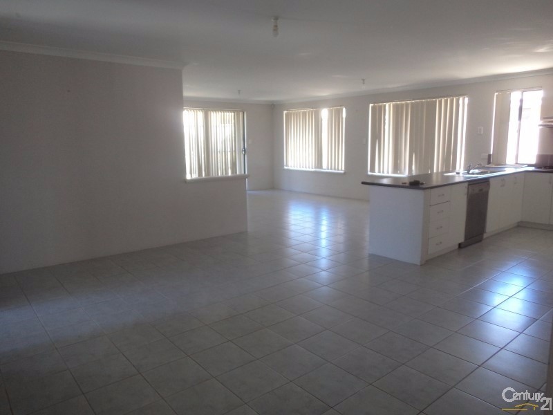 20 Harrington Waters Drive, Waikiki WA 6169