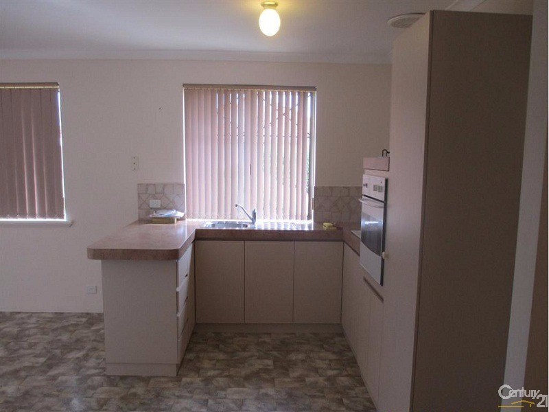 1/54 Gnangara Drive, Waikiki WA 6169