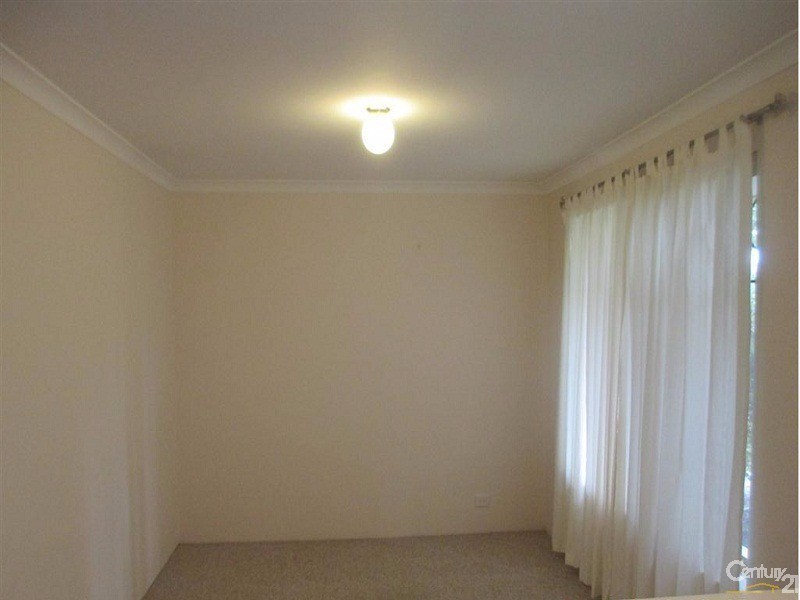 1/54 Gnangara Drive, Waikiki WA 6169