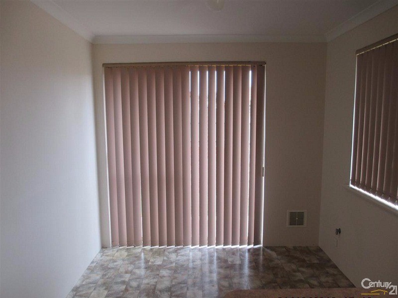 1/54 Gnangara Drive, Waikiki WA 6169