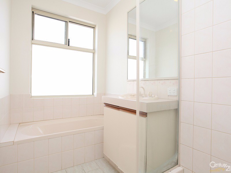 17 St Ettiene Gardens, Port Kennedy WA 6172