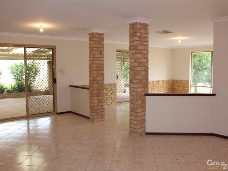 65 Triton Avenue, Waikiki WA 6169