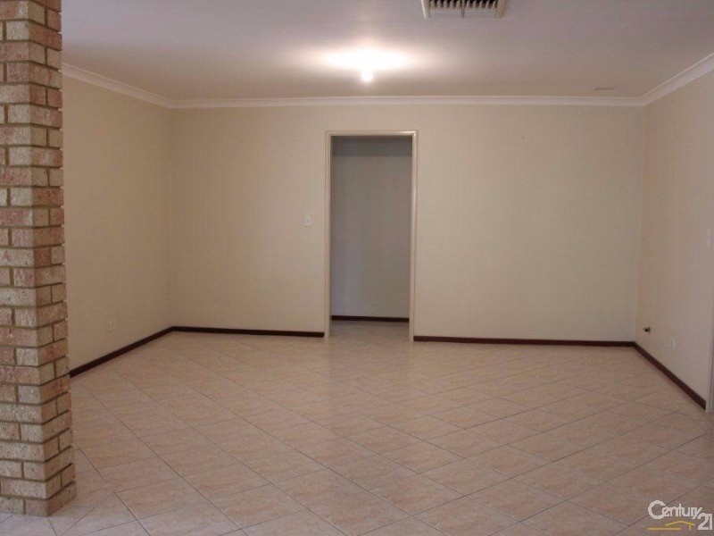 65 Triton Avenue, Waikiki WA 6169