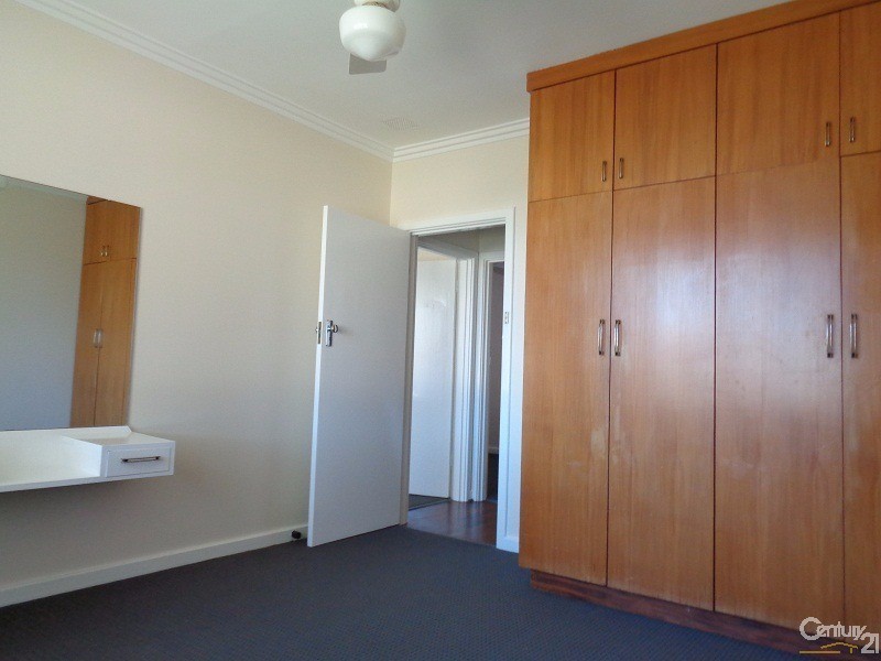 16 Houston Street, Rockingham WA 6168