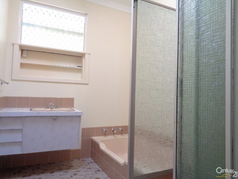 16 Houston Street, Rockingham WA 6168