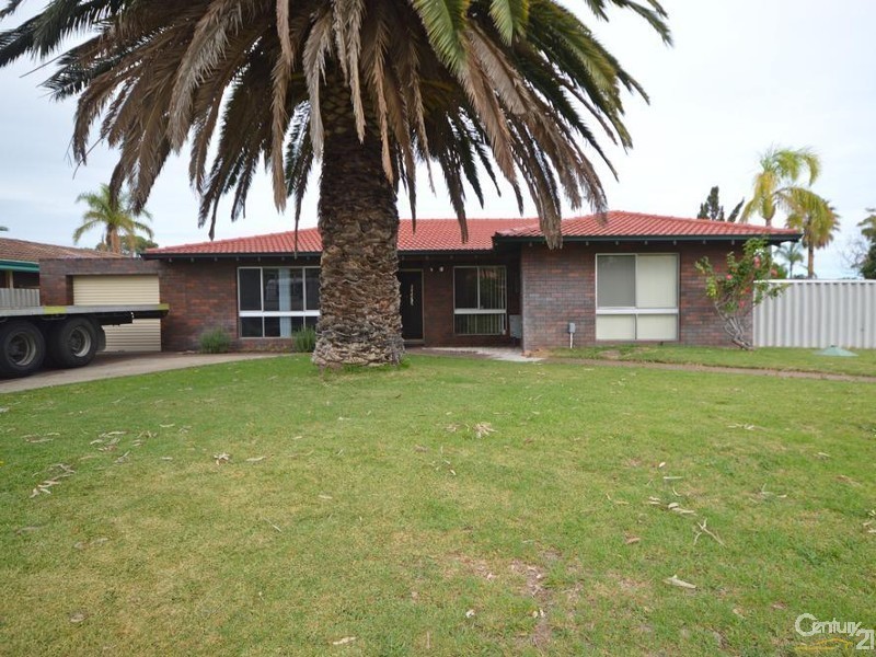 2 Nevis Place, Safety Bay WA 6169