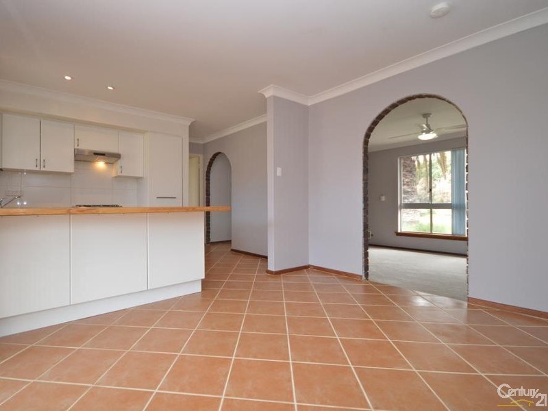 2 Nevis Place, Safety Bay WA 6169