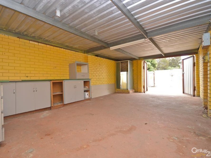 2 Nevis Place, Safety Bay WA 6169