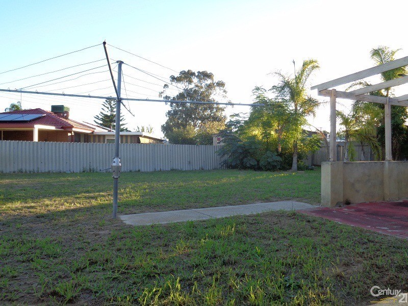 14 Linville Avenue, Cooloongup WA 6168