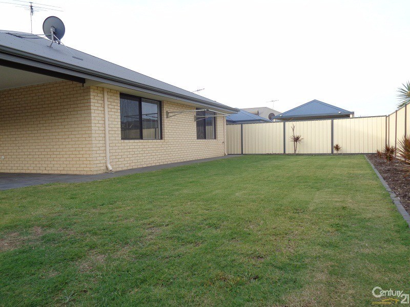 13 Cottesloe Crescent, Secret Harbour WA 6173