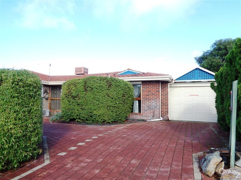 31 Warnbro Sound Avenue, Warnbro WA 6169