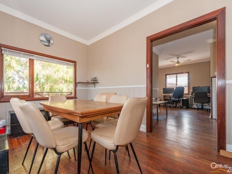 4 Willis Street, Warnbro WA 6169