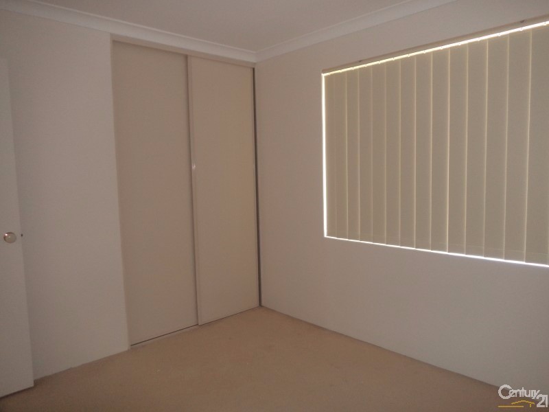 61 Montebourg Meander, Port Kennedy WA 6172