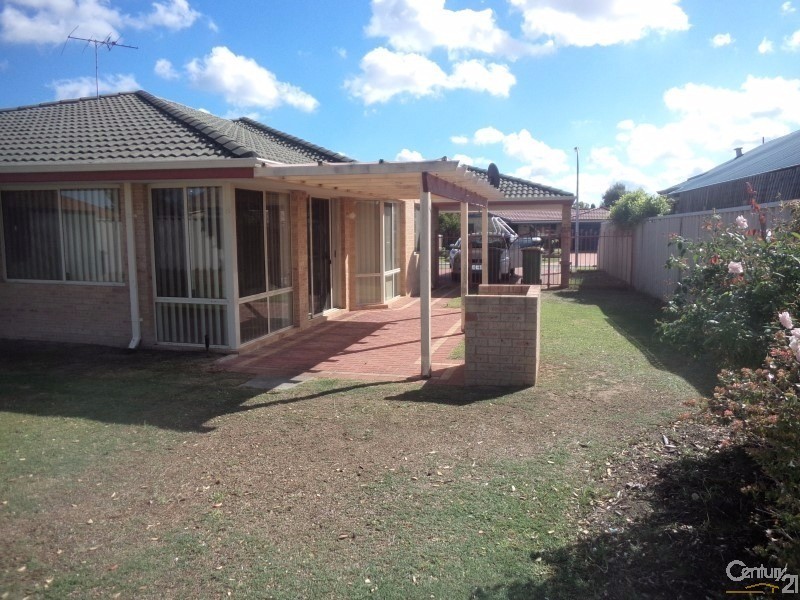 61 Montebourg Meander, Port Kennedy WA 6172