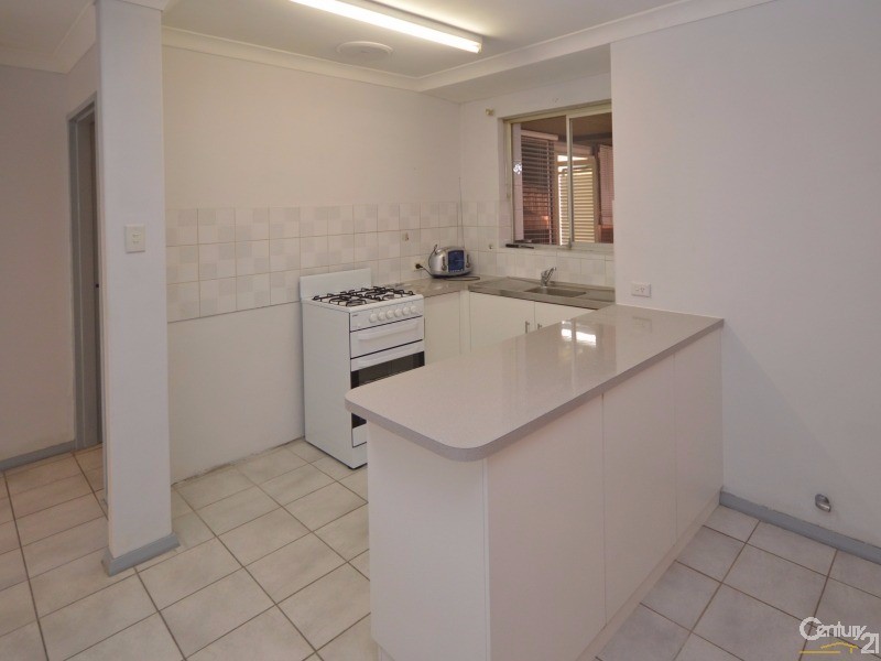 2 Haselmere Circus, Rockingham WA 6168