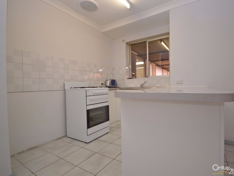 2 Haselmere Circus, Rockingham WA 6168