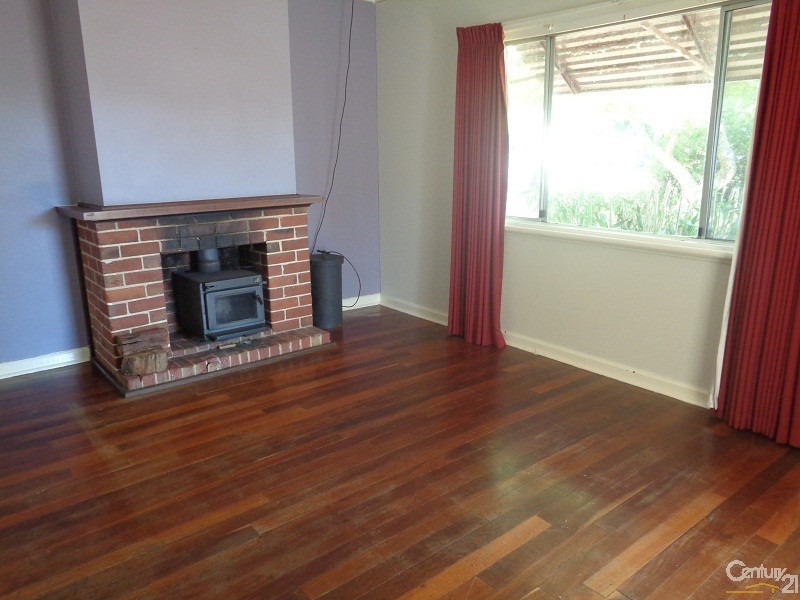 16 Carlisle Street, Shoalwater WA 6169