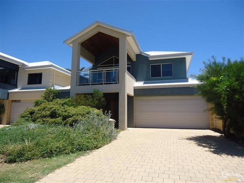 8 Weld Street, Rockingham WA 6168