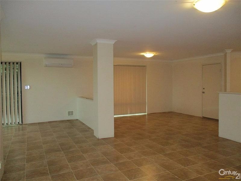 30 Montilla Crescent, Port Kennedy WA 6172